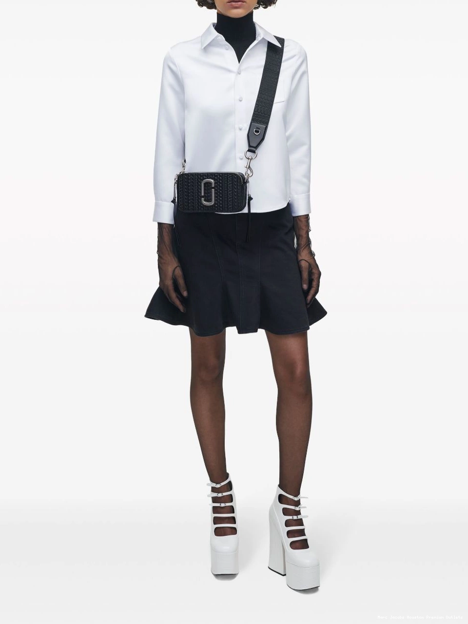 Affordable Marc logo-debossed crossbody Snapshot bag Jacobs Women 0716